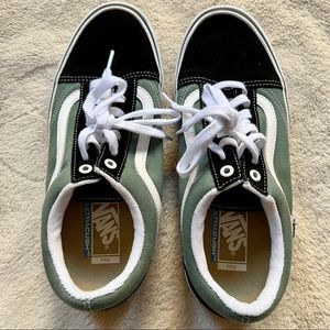 Men’s Van’s Old School Pro - Jade Green / Black - Great Condition / Size 9.5